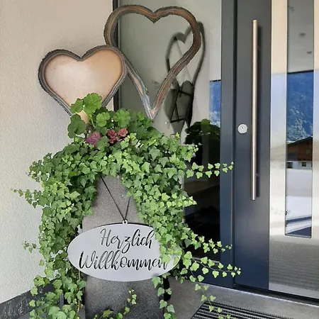 Bergmomente Montafon Διαμέρισμα Sankt Gallenkirch